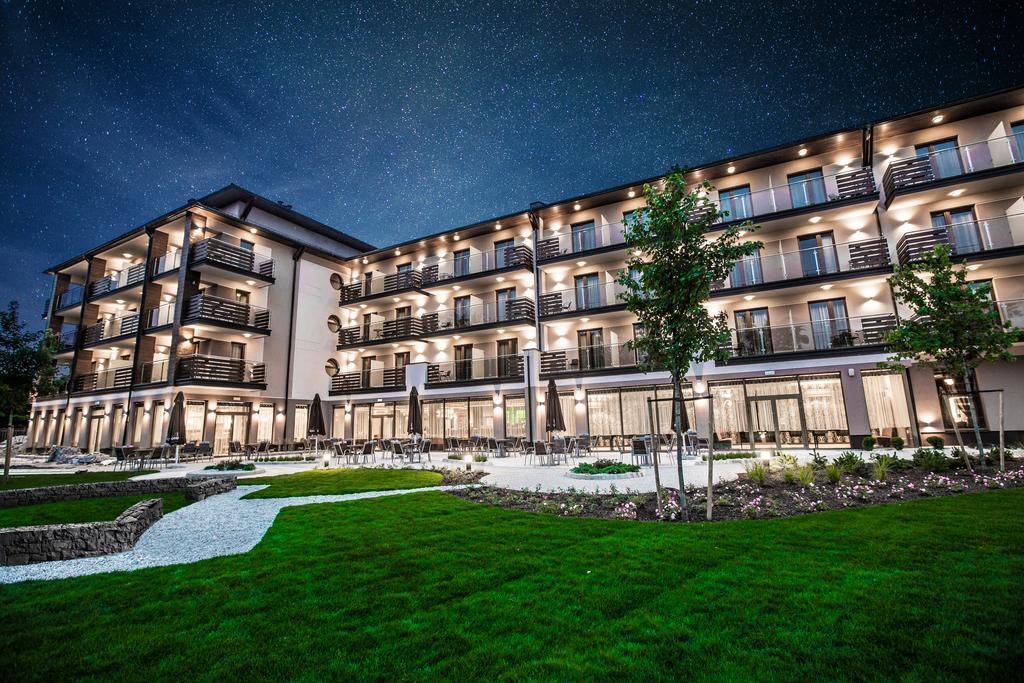 Mineral Hotel Malinowy Raj Solec-Zdrój Kültér fotó